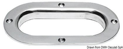 In acciaio inox AISI 316 lucidato a specchio, nessuna vite a vista dall'esterno.