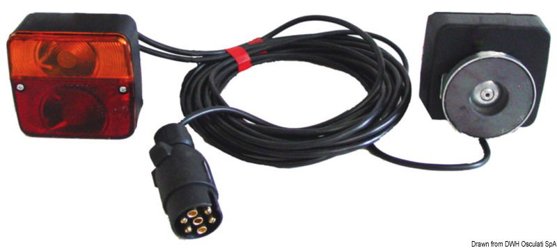 Cavo centrale 7,50 m a 5 poli. Cavo fanale - fanale 2,50 m. Fanale DX: posizione + stop + freccia + luce targa. Fanale SX: posizione + stop + freccia. Spina a 7 poli.