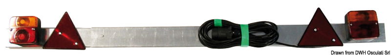 Cavo centrale: 7 m a 5 poli. Fanali a LED dinamici: posizione, stop, luce targa, freccia dinamica, con la luce che scorre. Triangoli riflettenti.
