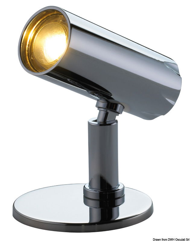 Corpo in acciaio inox lucidato a specchio, testa in alluminio cromato. Interruttore sul retro della testa.