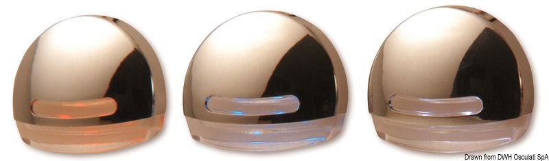 Corpo in tecnopolimero trasparente, ghiera in tecnopolimero a scatto trattato galvanicamente. Adatto per il montaggio anche su superfici infiammabili. Possibilità di fissaggio sia in orizzonatale sia in verticale. Design innovativo ed emissione luce studiata per disegnare effetti Wall Washer. Fissaggio tramite viti.