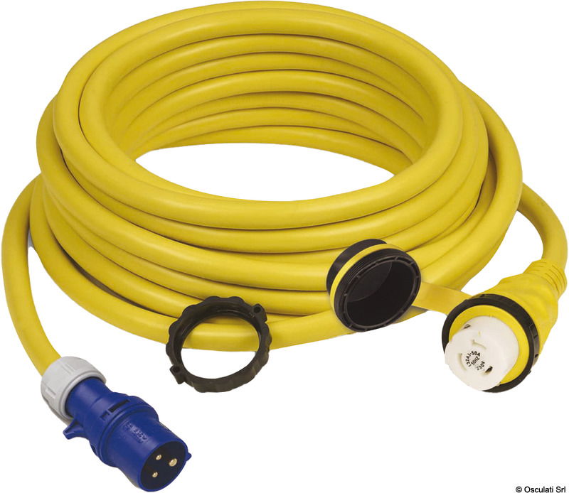 Cavi per presa banchina con connettori di sicurezza IEC 60309 lato pontile e spinotto NEMA illuminato lato barca. Forniti con tappo stagno di chiusura e LED indicatore di tensione. Dotati di tobusta guaina in poliuretano anti‑usura, colore giallo alta visibilità e giunzioni sovrastampate per tenuta d’acqua e resistenza agli UV.