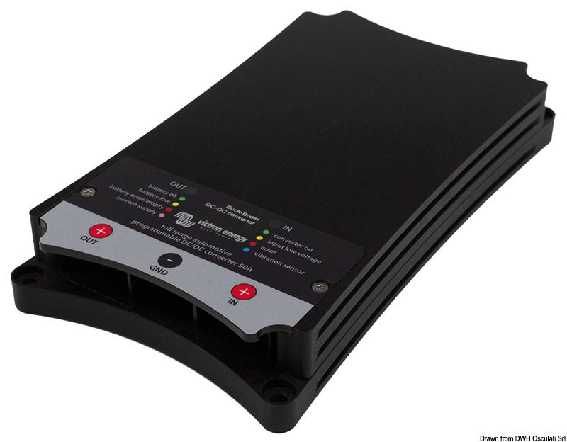 Convertitori DC/DC per caricare le batterie di servizio 12/24 V.Particolarmente adatti nel caso di imbarcazioni dotate di alternatori intelligenti, utilizzati nei motori più recenti, che non sempre generano corrente di carica corretta.