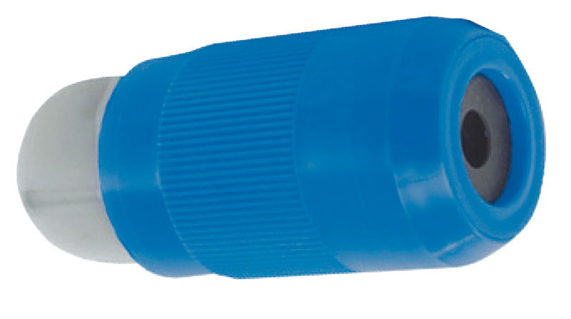 Presa: in acciaio inox AISI 316 lucidato a specchio + policarbonato + contatti in ottone nichelato e protezione posteriore uscita cavi. Spina: policarbonato + contatti in ottone argentato. Cappuccio: coprispina in PVC morbido blu elettrico. voltaggio 220/110. Amperaggio Max 50A.