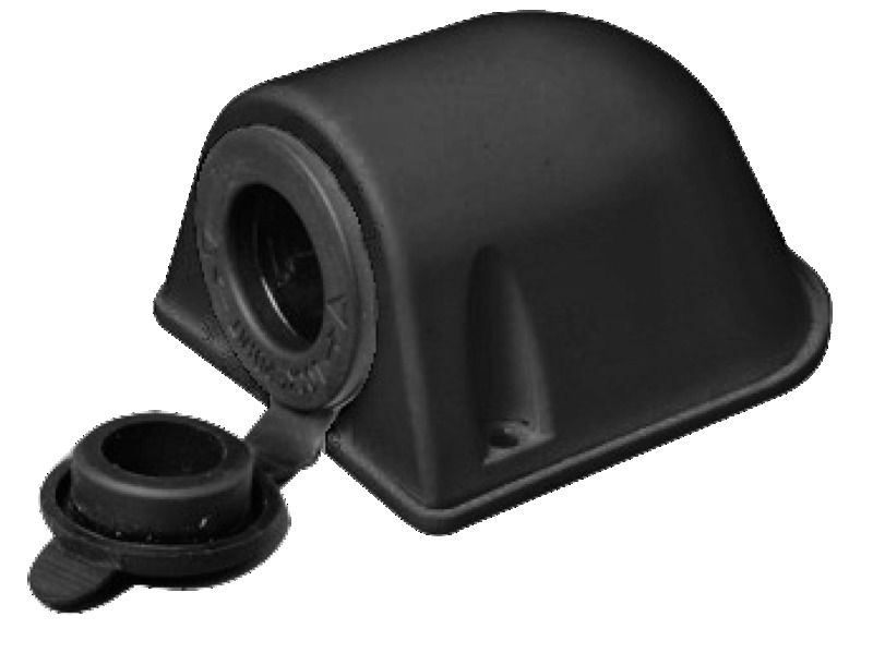 Completamente impermeabile, sia con la presa chiusa dal cappuccio in dotazione, sia quando è inserita la spina, che è dotata di uno speciale collare stagno e di un sistema "lock-in" che permette di bloccare la spina ruotandola. Completa di carenatura in plastica e guarnizione di base, per il montaggio in piano o a soffitto.