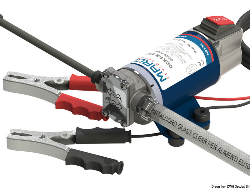 Kit composto da:a) pompa per riempimento/svuotamento con interruttore ON-OFF reversibile;b) tubetti aspirazione;c) pinze collegamento batteria.