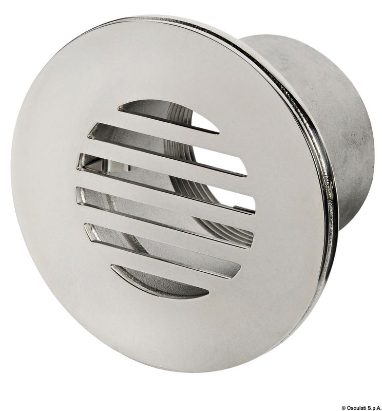 In acciaio inox AISI 316 lucidato a specchio. Griglia superiore montaggio a scatto, con ulteriore funzione di nascondere le viti di fissaggio.