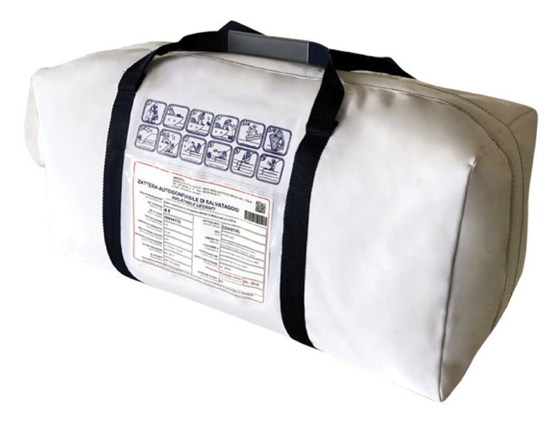 Per navigazione oltre 12 miglia.Conformi al D.M. 12/8/2002, approvate con D.M. 832/2004 del 10/3/2003. Revisione biennale. Versione con contenitore rigido o sacca morbida.