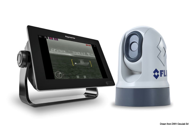 La termocamera FLIR M232 è un modello di termocamera marittima pan/tilt ad oggi più compatto e accessibile. Si basa sul core termografico ad alte prestazioni FLIR Boson™ con processore video multi-core, in grado di offrire una qualità immagine superiore e funzioni di analisi termica.Il modello M232 ha le funzionalità pan/tilt complete e la funzionalità zoom.
