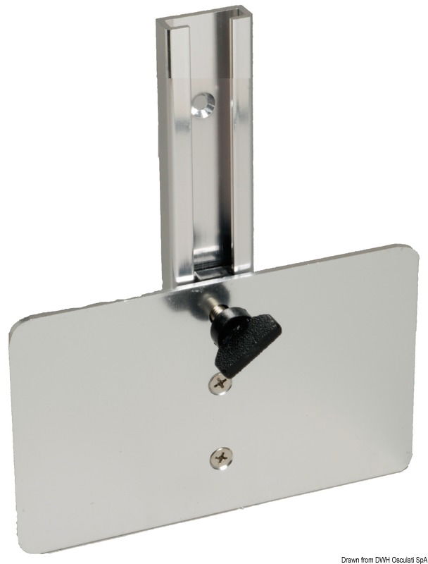 In alluminio anodizzato. Il trasduttore può essere alzato - abbassato di 115 mm, oppure completamente sfilato.