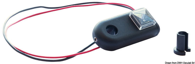 WINDEX LED Light illumina i riflettori sui bracci indicatori e sulla freccia del proprio Windex, per una maggiore facilità di lettura, anche di notte.I componenti in argento, idrorepellenti e a prova di corrosione, assicurano una maggiore durata e un consumo energetico di soli 23 mA.Compatibile con WINDEX 15, WINDEX 10 e WINDEX XL.