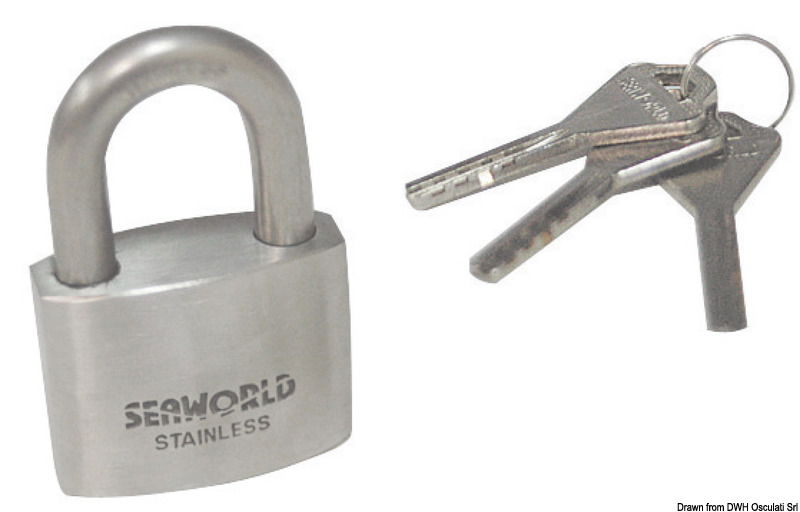 Corpo e arco in acciaio inox AISI 304, serratura in ottone cromato.