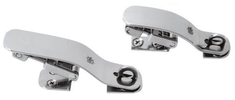 Completa di occhiello porta-lucchetto. Corsa regolabile. Fabbricati in acciaio inox AISI 316 lucidato a specchio.