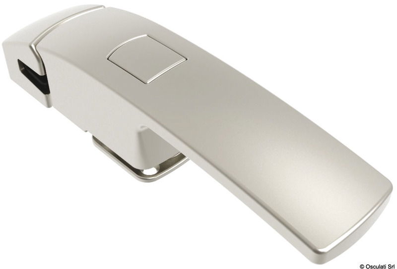 Adatta per applicazioni che non richiedono la chiusura a chiave, quali porte di vani, fly bridge o frigoriferi.In acciaio inox AISI 316 con finitura elettro lucida e prestazioni anticorrosione.Caratteristiche:- Nessuna restrizione dell'accesso.- Apertura a destra o a sinistra verso l’esterno o l’interno.- Tipo di attuatore: maniglia a pulsante.- Tipo d’impugnatura: maniglia standard.