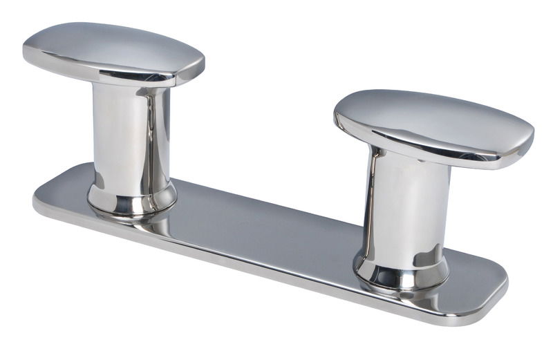 Fungo realizzato in acciaio inox pronto per essere innestato su piastre tagliate a misura. Questo sistema permette di realizzare bitte e passacavi sulla forma della barca semplicemente tagliando la lamiera piana e forandola. L’estetica risulterà inoltre abbinata tra le bitte ed i passacavi di prua e poppa. Il fungo può essere montato in tutte le direzioni. Il risultato sarà di un pezzo “custom” ma con costi più contenuti. Inviando un file 3D con le misure esterne e la posizione dei funghi possiamo realizzare anche la piastra. Fissaggio funghi con prigionieri da 16 mm (40.142.16 non inclusi)