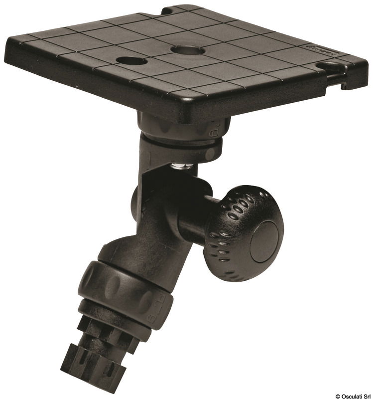 Predisposti per accettare strumenti specifici Garmin o staffe di tutte le altre marche.• Giunto frizionato a 360°.• Regolabile per adattarsi a posizioni di montaggio complesse.• Rimozione senza attrezzi.