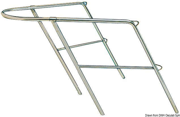 In acciaio inox AISI 316. Si può ulteriormente allargare o stringere più o meno 15 cm. Munito di tubo intermedio di rinforzo.