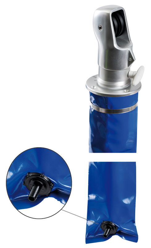 In alluminio anodizzato universali. Sono munite di doppia puleggia, con arricavo sia per la passerella che per il tender. Possono assumere due posizioni di lavoro: in asse con la barca (sospendita tender), oppure inclinate di 20° all’interno (sospendita passerella). La parte telescopica B) può essere regolata in varie posizioni. Ciò permette di regolare la lunghezza in maniera ottimale per i vari tipi di tender.OPTIONAL 42.354.90: Sacco di drenaggio in PVC con portagomma che permette di drenare eventuali infiltrazione d'acqua. Si fissa facilmente alla base gruetta grazie ad una fascetta metallica.