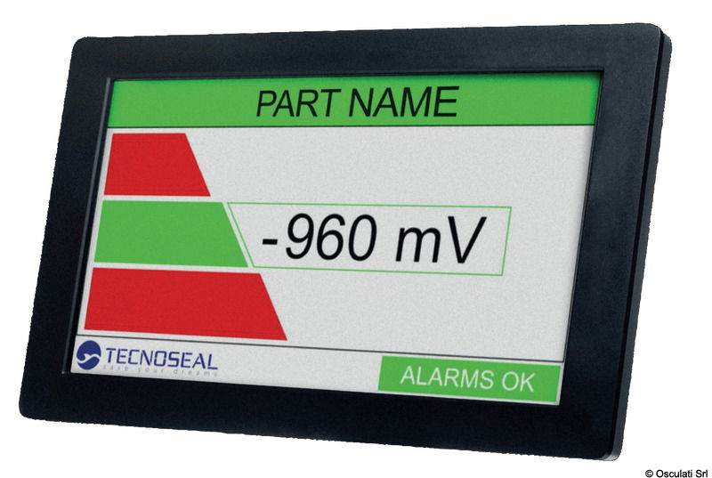 Sistema di monitoraggio dei potenziali elettrochimici, utilizzato per misurare costantemente le condizioni di protezione catodica delle appendici metalliche immerse e semi immerse.È installabile in plancia di comando con grado di protezione IP64 sul frontale, su scafi di qualsiasi materiale e applicabile da un minimo di 1 ad un massimo di 6 punti di misura.È disponibile con due differenti sonde complete di passascafo (1/2" in bronzo) per il monitoraggio:- Sonda zinco puro: versione più economica adatta a barche medie. Sarà necessario sostituire lo zinco ogni 2/3 anni.- Sonda argento e cloruro di argento: versione premium con durata di diversi anni.Caratteristiche tecniche dello schermo:- Schermo 4,3” TFT LCD, alta luminosità- Risoluzione 480x272 pixel- Candele 700- Touch screen resistivo- Alimentazione 12/24 V -