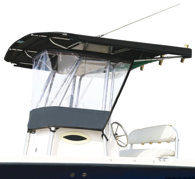 Protegge in maniera eccellente dalle interperie. Facile e sicuro fissaggio con nastri in poliestere e fibbie. Non ostruisce la vista frontale e laterale. Rinforzi nella parte alta e bassa. Si smonta rapidamente se inutilizzato.