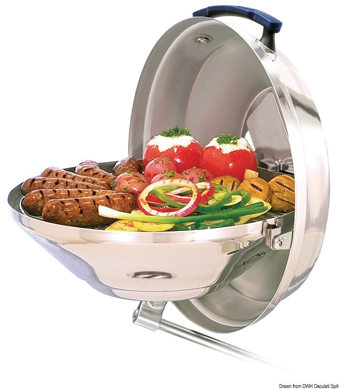 Modello in acciaio inox lucidato. Tutti i componenti sono collegati tra loro per evitare cadute in mare. Coperchio posizionabile come paravento.