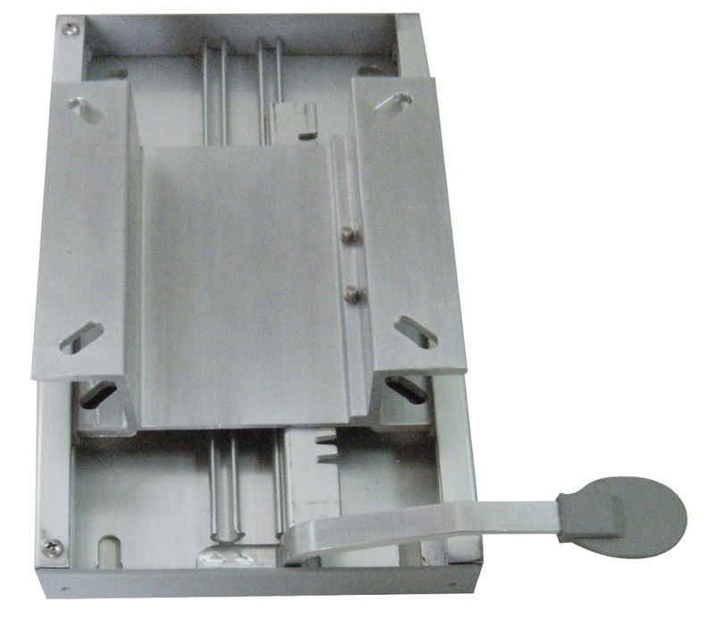 Da fissare su piano, In alluminio anodizzato. Si può abbinare alle basi girevoli tipo 48.648.03.