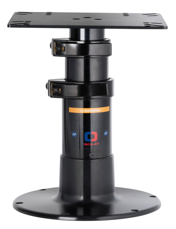 Fabbricata in alluminio anodizzato nero con collari di fissaggio in plastica nera per un effetto total black. Completa di molla a gas per la risalita; non necessita di forare il pavimento per la discesa. Tri-telescopica.