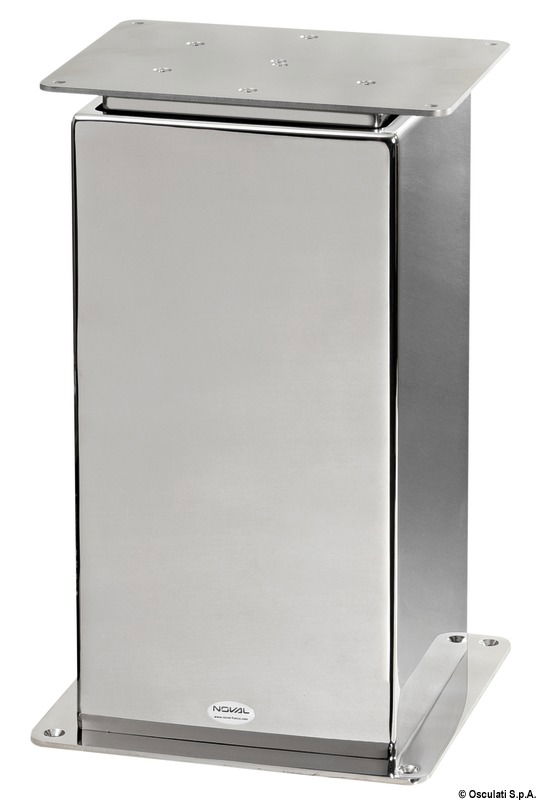 Fabbricata in acciaio inox 316 lucidato a specchio. Adatta ad installazione in interno ed esterno.Per azionare le gambe è necessario un interruttore 6 poli per invertire la polarità.La versione 3 stadi può essere usata in coppia utilizzando la scatola sincronizzatrice 48.749.06.Per minimo 10 pezzi è possibile realizzare altezza a richiesta.