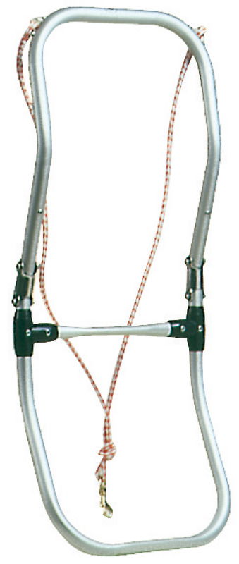 Realizzata in l.l. anodizzata pieghevole, é leggerissima e galleggiante. Completa di moschettone inox e cima di fissaggio. Per l’aggancio del moschettone (vedi nostri articoli 39.170.91; 39.170.92).