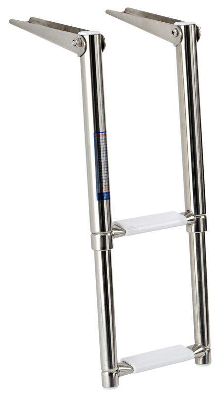 Realizzata in acciaio inox lucidato a specchio.