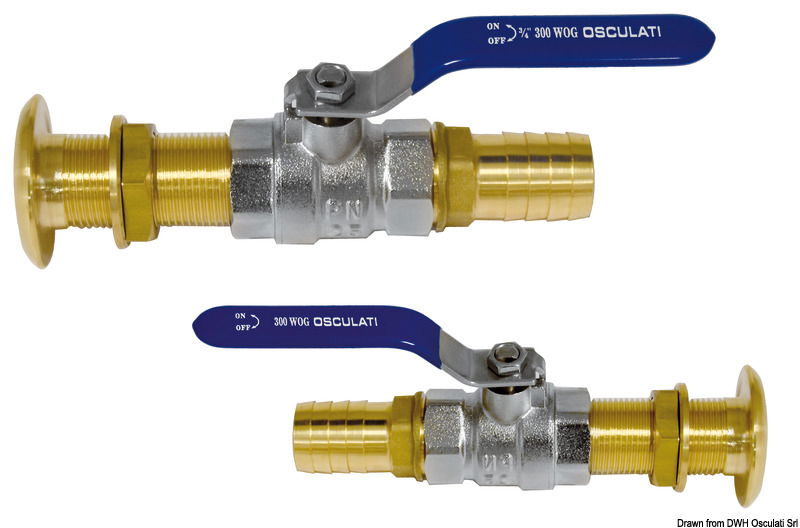 Composto da una presa a mare, scarico a mare, 2 portagomma, 2 saracinesche a sfera.