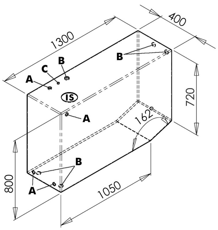 In polietilene lineare alimentare. Sono insapori e inodori. Forniti completi di tappo d'ispezione e predisposizioni per carico, scarico e sfiato. Possibilità d'istallazione modulare di più serbatoi, grazie alla predisposizione di un niplo di collegamento. Tutti raccordi femmina nella stampata in plastica.
