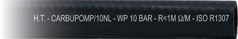 Versione in PVC: in PVC antibenzina coestruso con calza in nylon più uno strato esterno di PVC nero. Versione per benzina verde.Versione in gomma: in gomma nera, con rinforzo interno antiscoppio in filati sintetici alta resistenza.