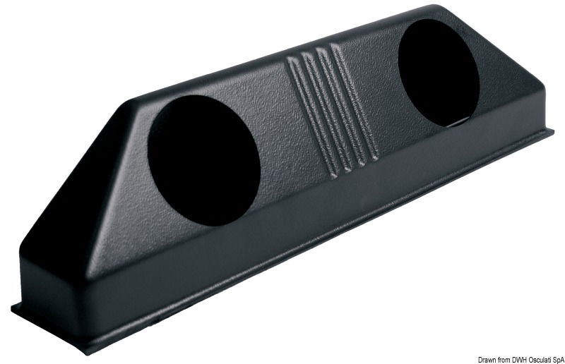 In ABS cromato. Ha un profilo estremamente basso ed aerodinamico.