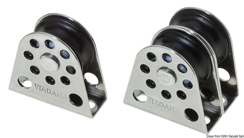 Carcassa in acciaio inox.