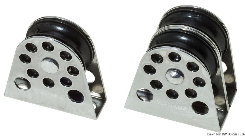 Carcassa in acciaio inox.