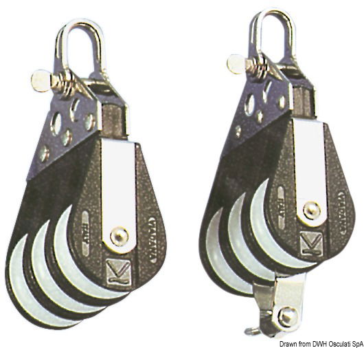 Serie rinforzata, in nylon nero e acciaio inox.