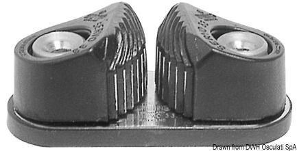 Completo di viti, confezionato con cartoncino espositivo.