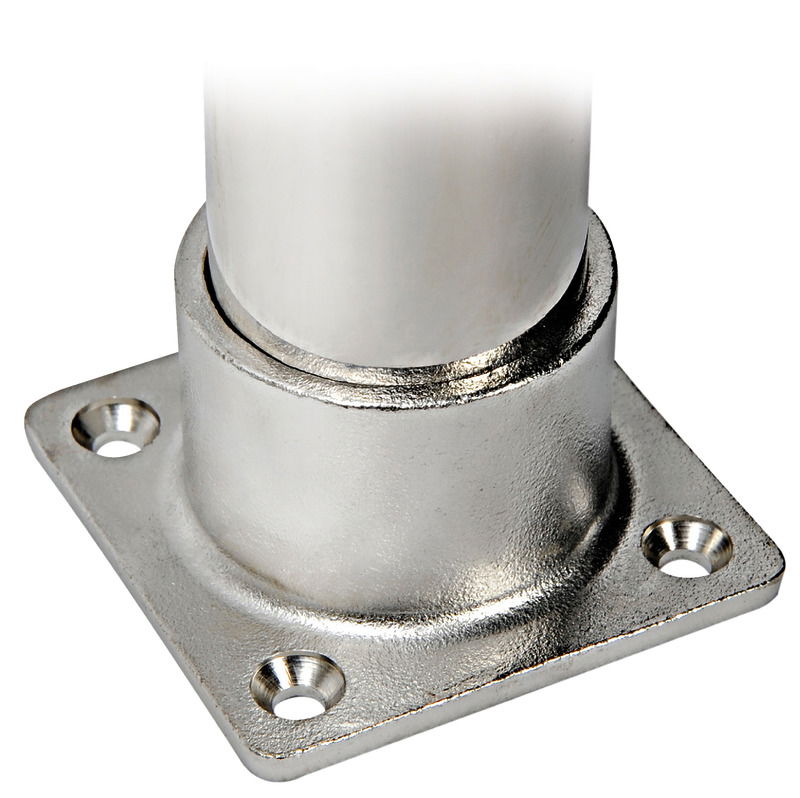 In acciaio inox lucidato a specchio con basi in acciaio inox.