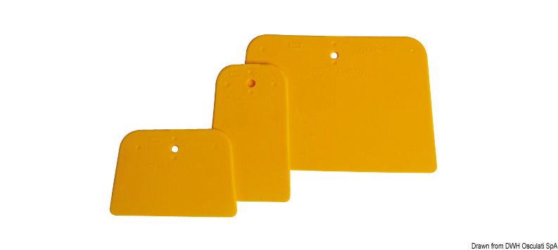 Set composto da 3 spatole Flex in materiale sintetico, extra flessibili e per spalmare qualunque materiale anche su superfici curve ed irregolari. Resistenti ai solventi e di peso contenuto, queste spatole grazie al materiale di cui sono composte non rigano le superfici con cui vengono a contatto.