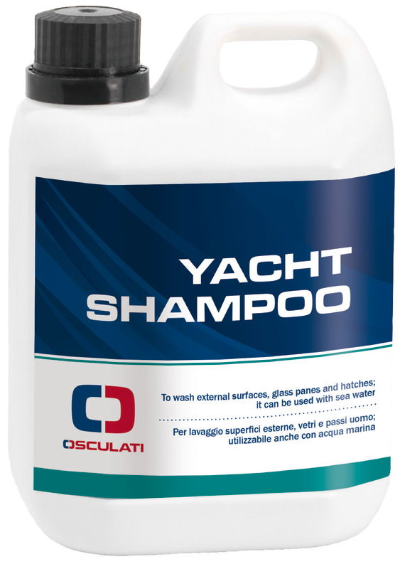 Boat shampoo concentrato per barche a bassa schiumosità, per pulire tutte le parti esterne inclusi vetri e passauomo. Funziona anche con acqua salata.