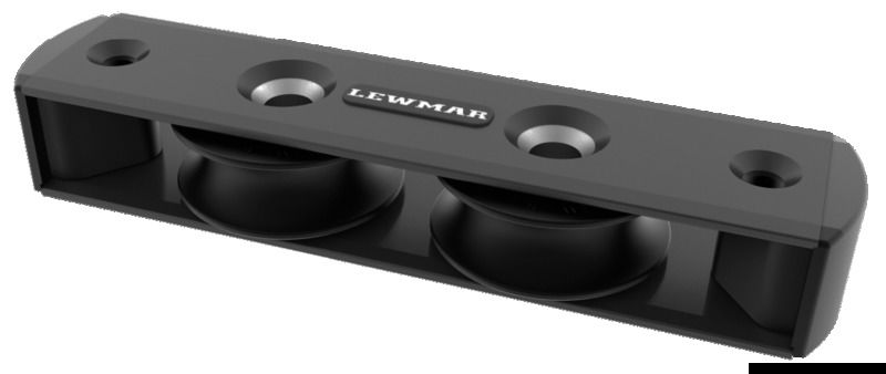 Puleggia da 40 mm; per cime di Ø max 10 mm. Struttura in alluminio anodizzato, pulegge in Acetal su boccole in acciaio. Versione soprapponibile.