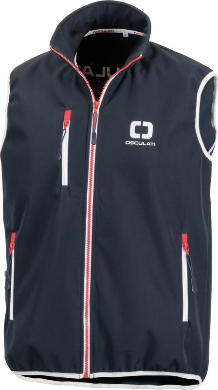 Softshell impermeabile, antivento con interno in pile. Zip centrale sul davanti e tre tasche di cui una sul petto. Tessuto: 310 gr.Istruzioni di lavaggio: non asciugare a mezzo di asciugabiancheria a tamburo; non stirare; non lavare a secco. Ricordati di indicare la taglia desiderata nella sezione "Nota d'ordine" prima di completare l’acquisto. In caso contrario, l’ordine non potrà essere processato correttamente.