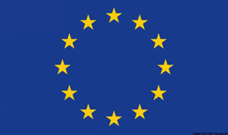 In stamina di poliestere, stampate a tinte indelebili.