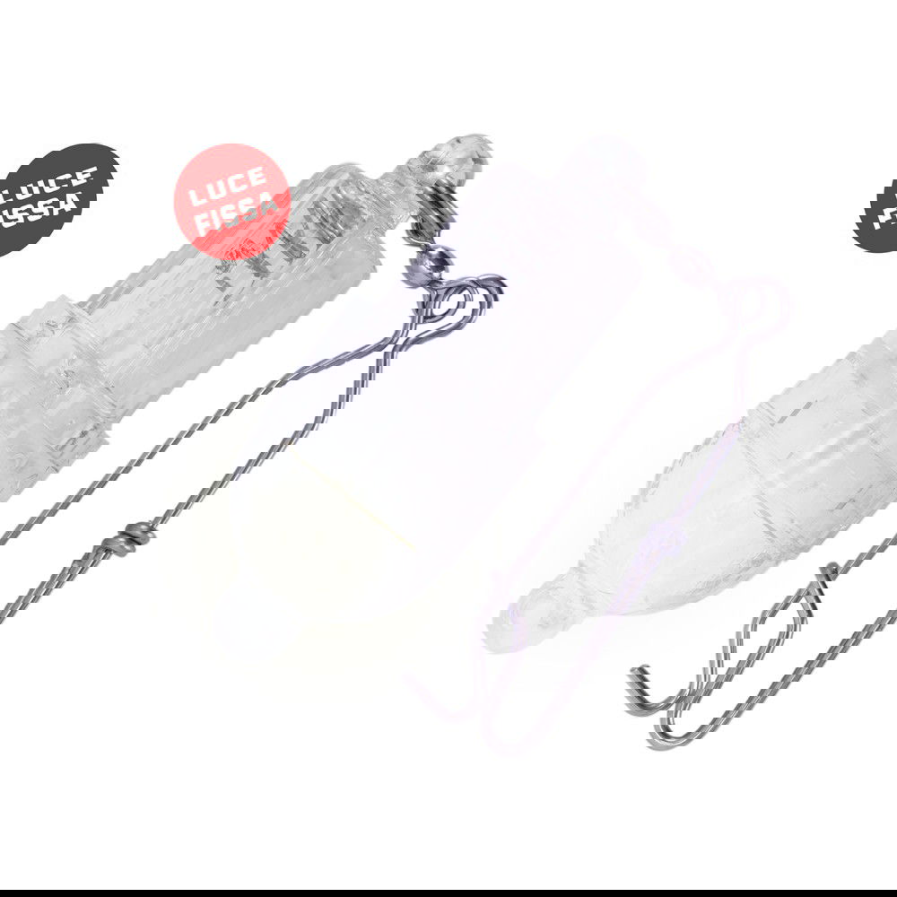 Sugoi Deep Led Light, lampada da pesca a led ad alta visibilità, munita di moschettone in acciiaio inox. Led di segnalazione completamente sommergibile fino ad una profondità di 700 mt per una durata di 300 ore. Lampada elettrica estremamente resistente, ideale per tutte le tecniche di pesca. Funziona con due batterie stilo AA non incluse.